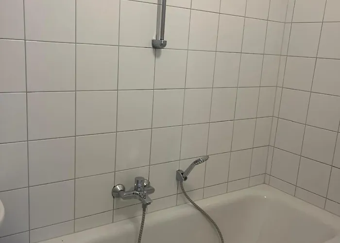 24h Self Check-in By H&h *