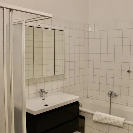 24h Self Check-in By H&h *