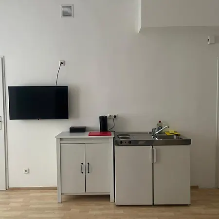 24h Self Check-in By H&h * لينتز