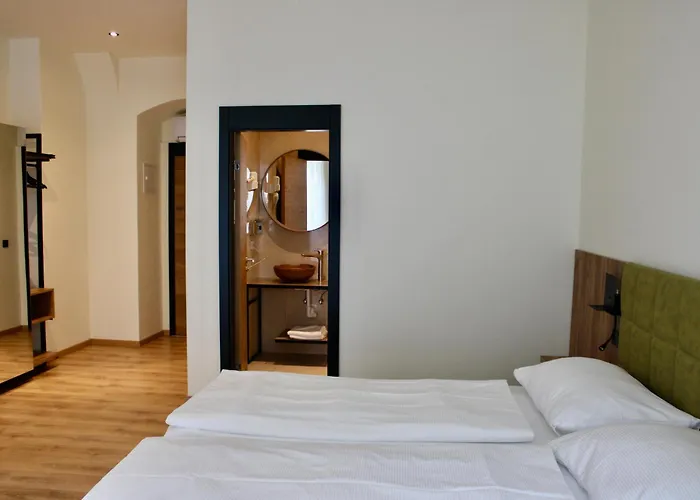 Apartman 24h Self Check-in By H&h *