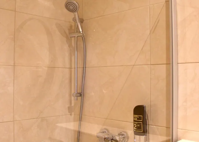 24h Self Check-in By H&h * Linz